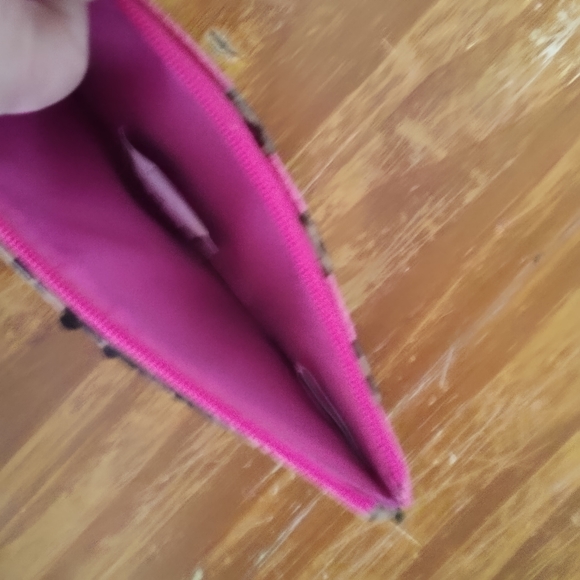 NEW Rolfs pink & cheetah print card/coin holder - Picture 3 of 3